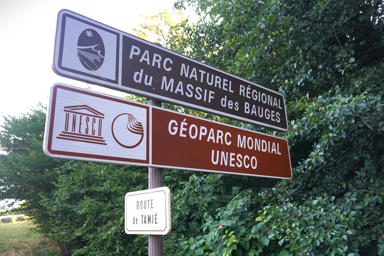 Panneau Parc Naturel Régional du Massif des Bauges — Géoparc Mondial UNESCO